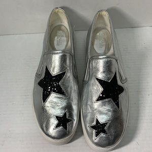 Really Cute Michael Kors Sneaker Shoes sz.9